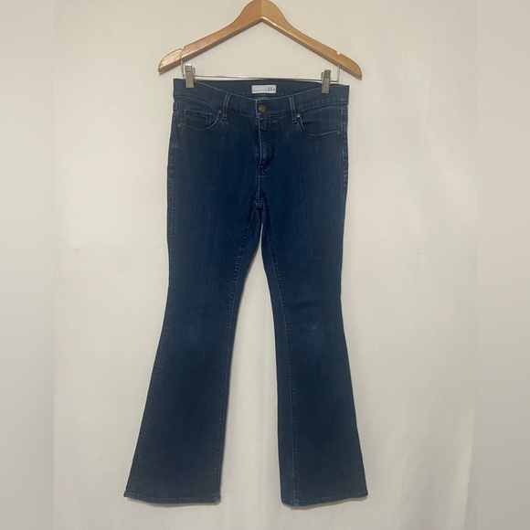 Loft EUC mid rise dark wash flare denim size 28/30 - Picture 1 of 4